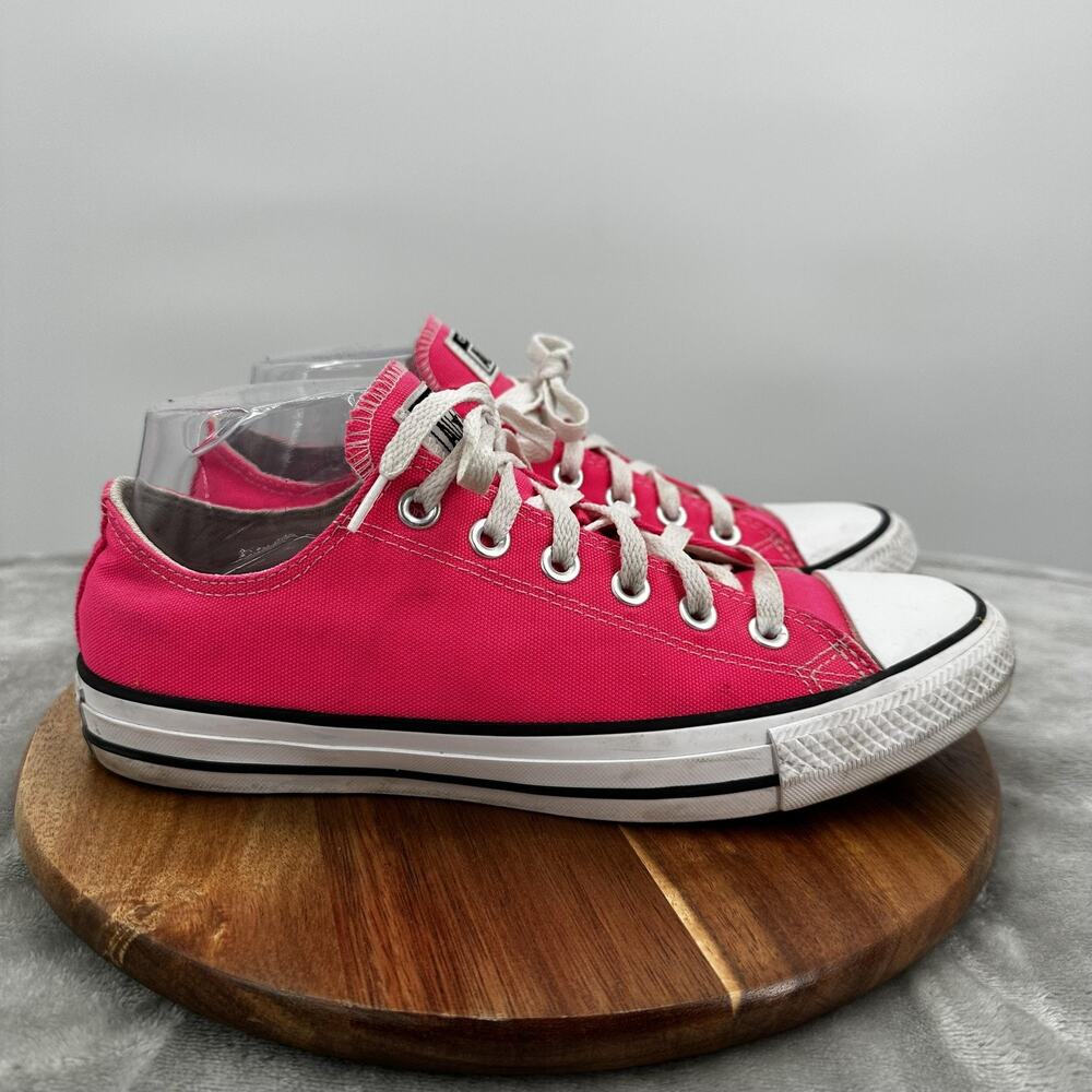 Converse All Star Shoes Womens‎ Size 9 Pink Low Top Classic Canvas Lace Up